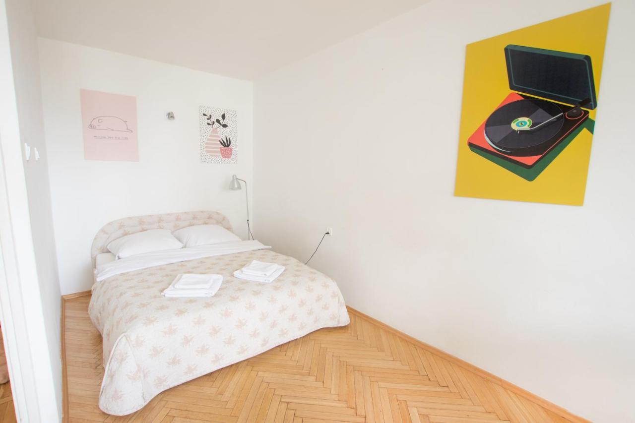 Amazing View And Great Location. Ratusz Arsenal. Appartement Warschau