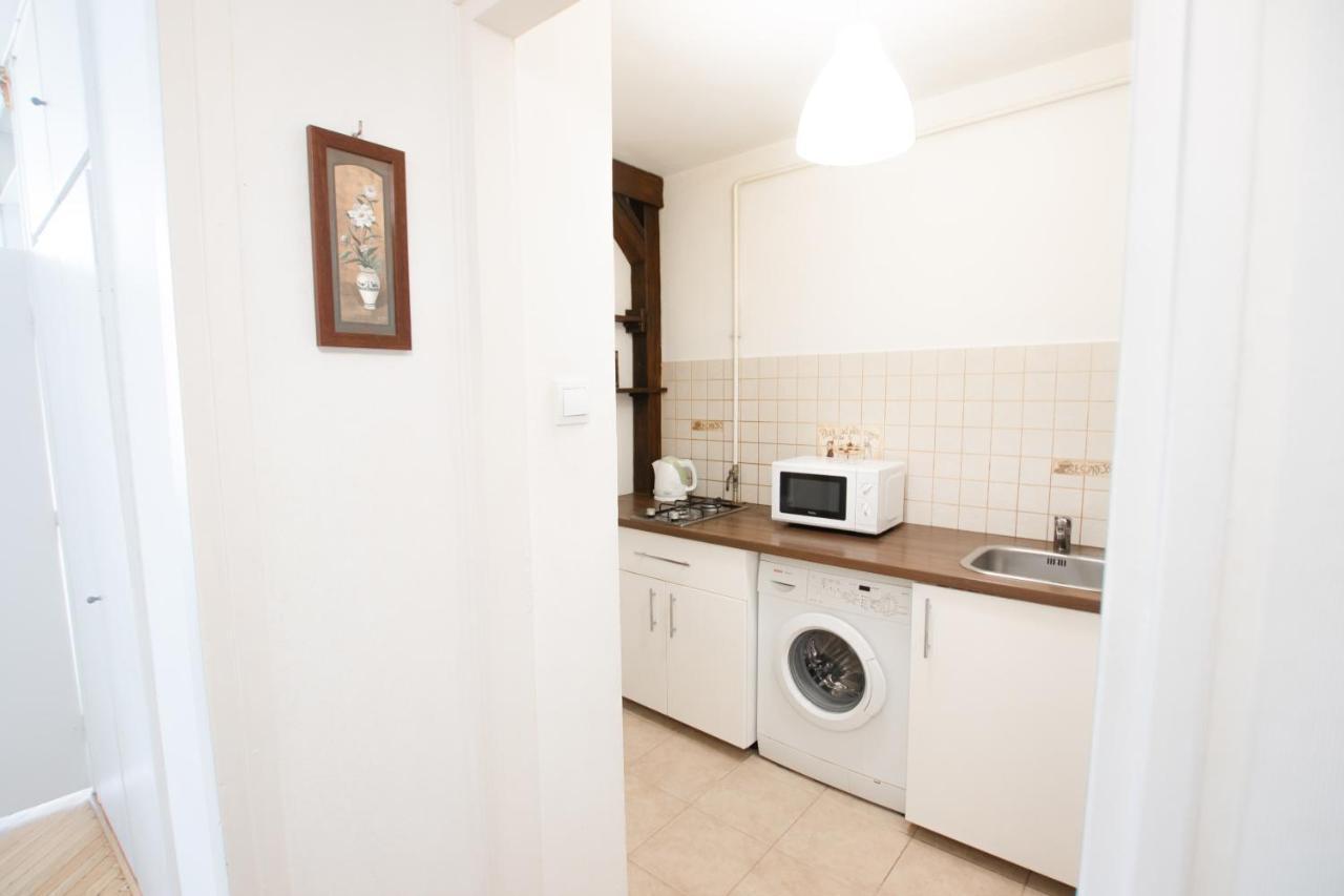 Amazing View And Great Location. Ratusz Arsenal. Appartement Warschau